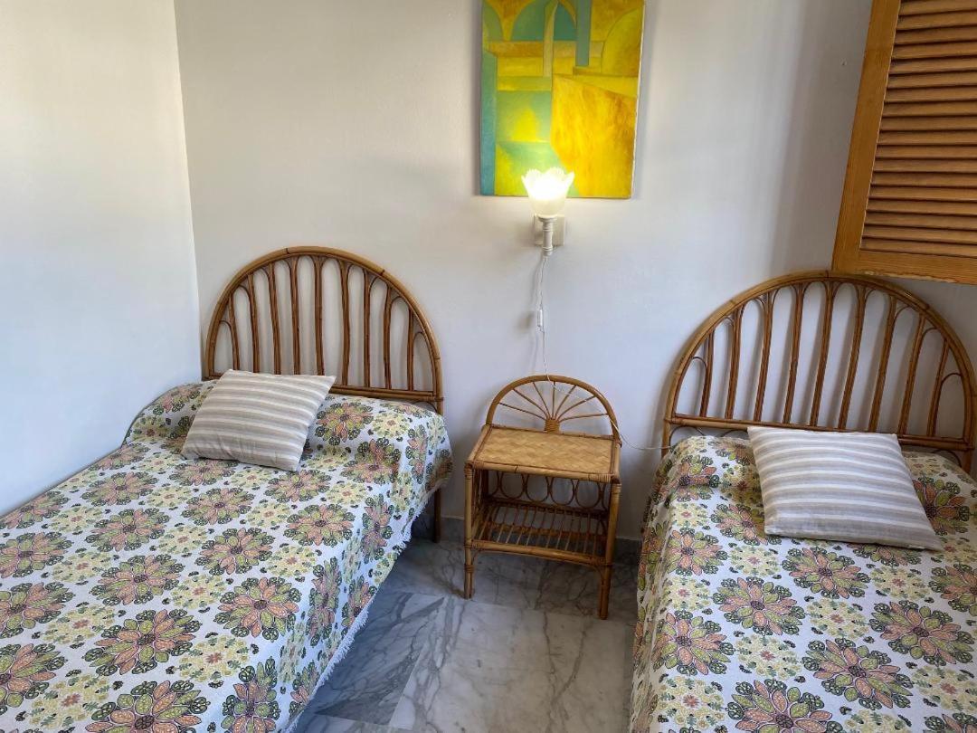 Casa-a-pequeno Conjunto Casas Adosados * Salobrena